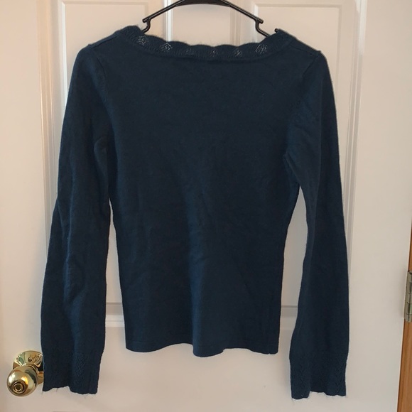 Ann Taylor Top - Picture 2 of 6